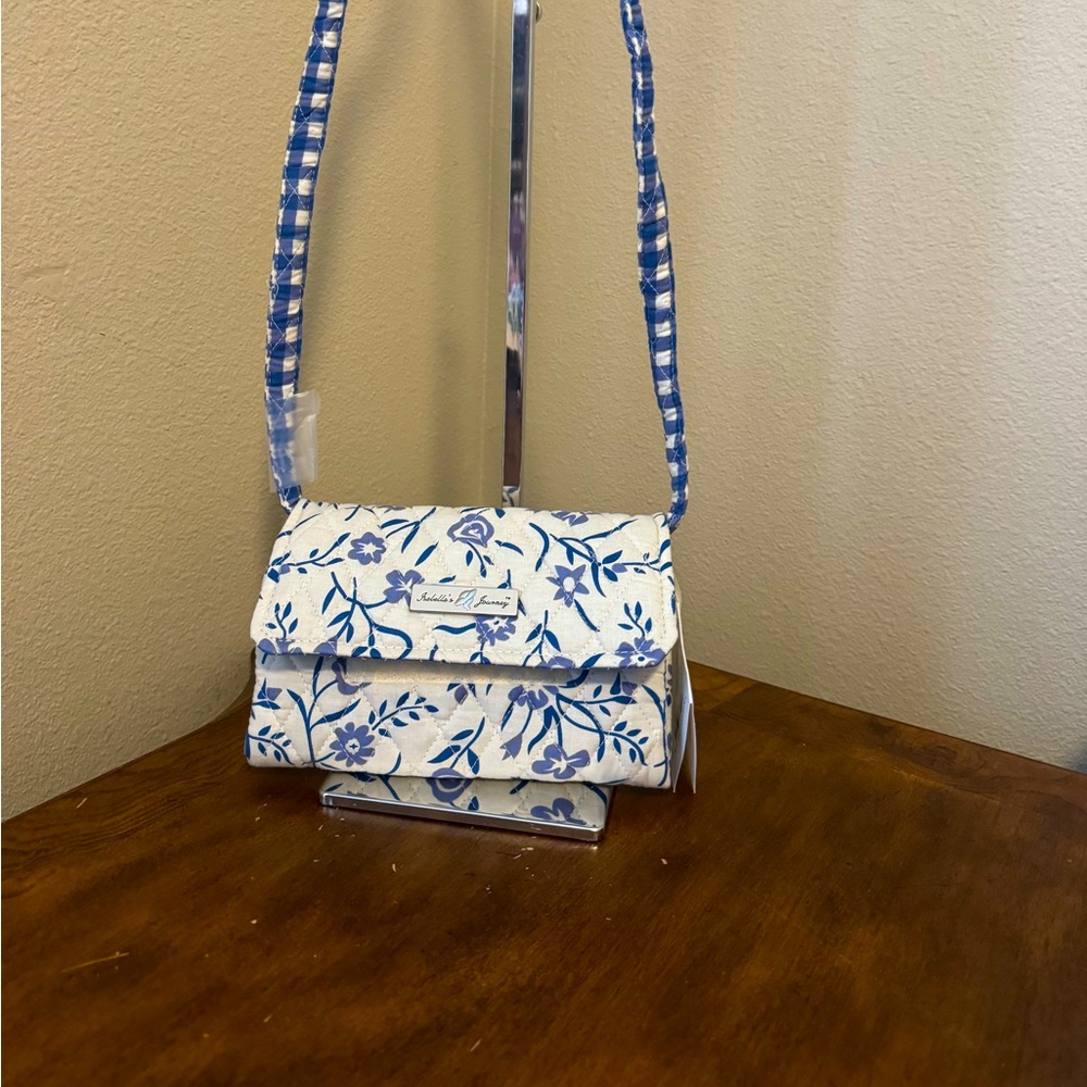 ISABELLAS JOURNEY Crossbody  Bifold  Blue and White Floral Wallet NWT!